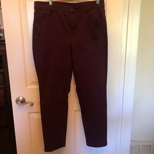 25% off 3+ Items  Pants